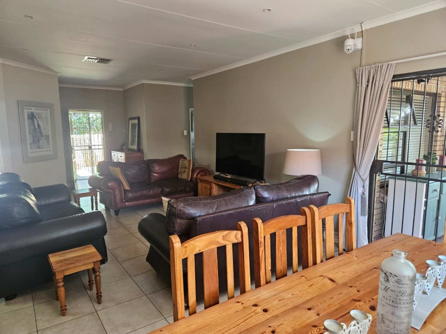 3 Bedroom Property for Sale in Hillcrest Northern Cape